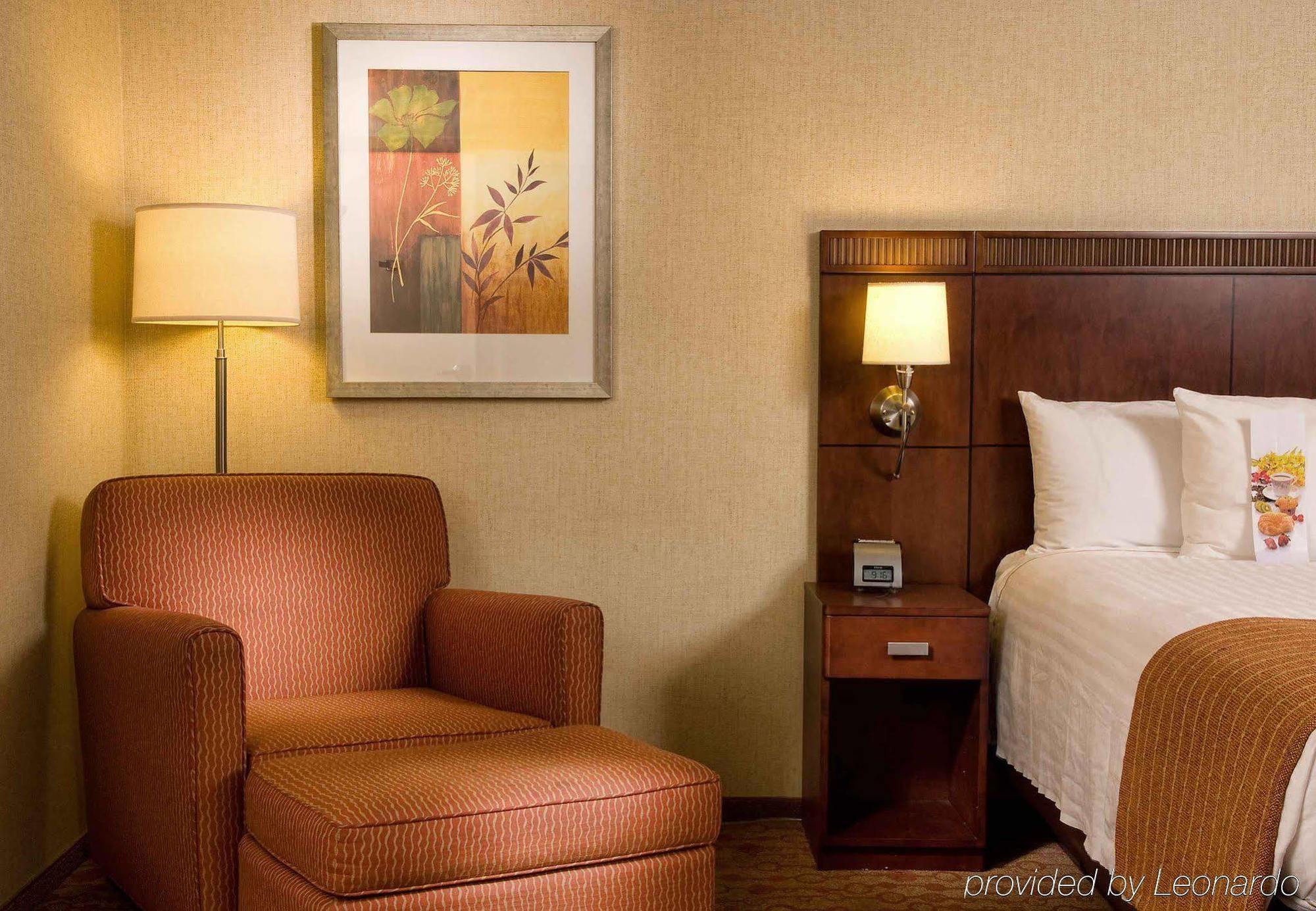 Hotel Courtyard Angeles Sherman Oaks Los Angeles